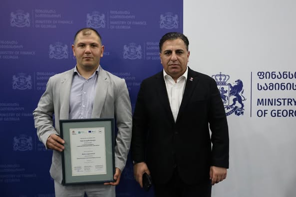 ფინანსთა სამინისტროში გაიმართა შიდა აუდიტორების სერტიფიცირების პროგრამის დასრულებისადმი მიძღვნილი ღონისძიება, რომელსაც დმანისის მუნიციპალიტეტის მერი, კობა მურადაშვილი, დაესწრო.