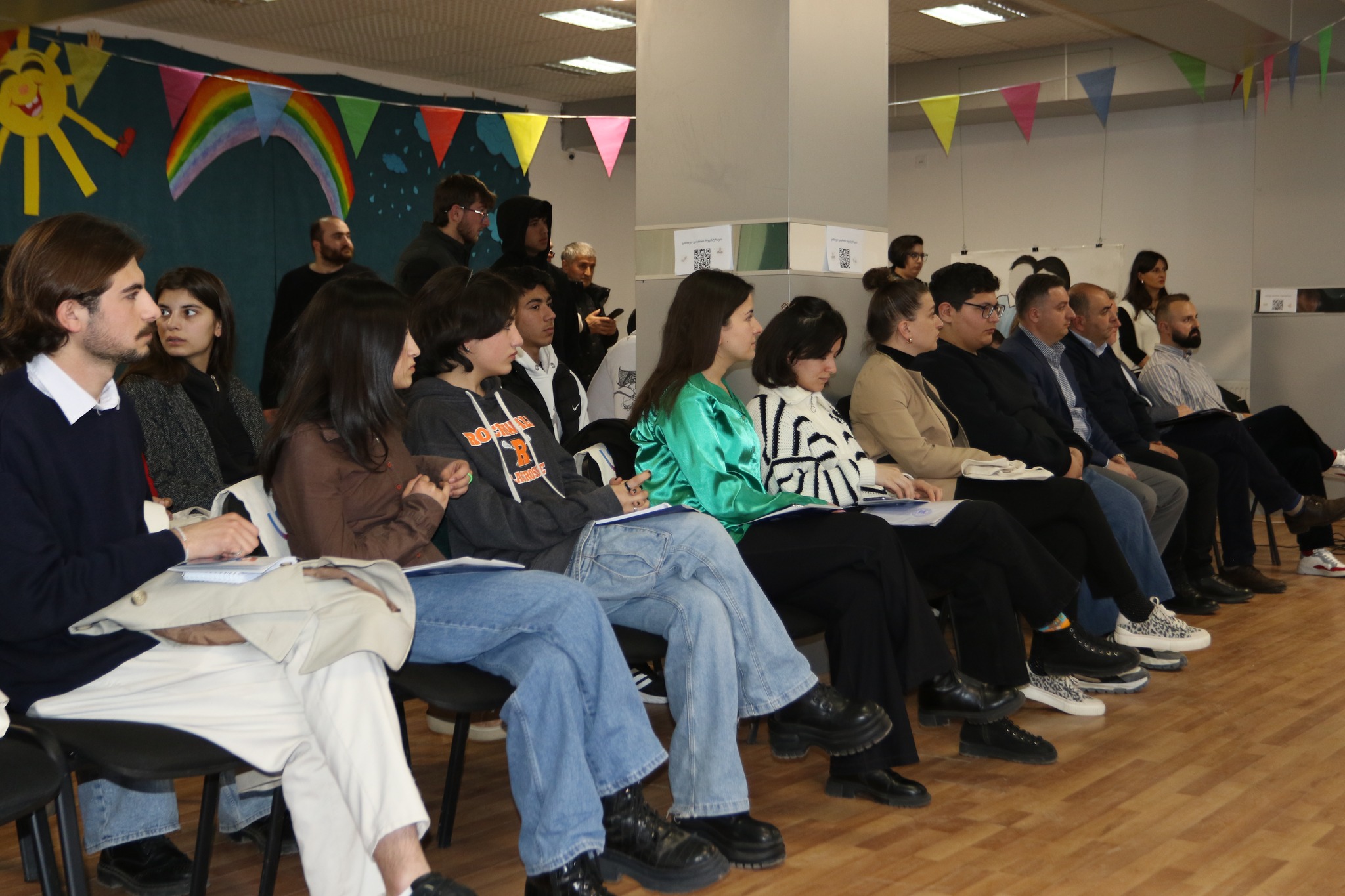 დმანისის მუნიციპალიტეტის ორგანიზებით სამოქალაქო საზოგადოებასთან საჯარო კონსულტაცია გაიმართა, სადაც მიუსაფარი ცხოველების მართვის პოლიტიკა განიხილეს.
