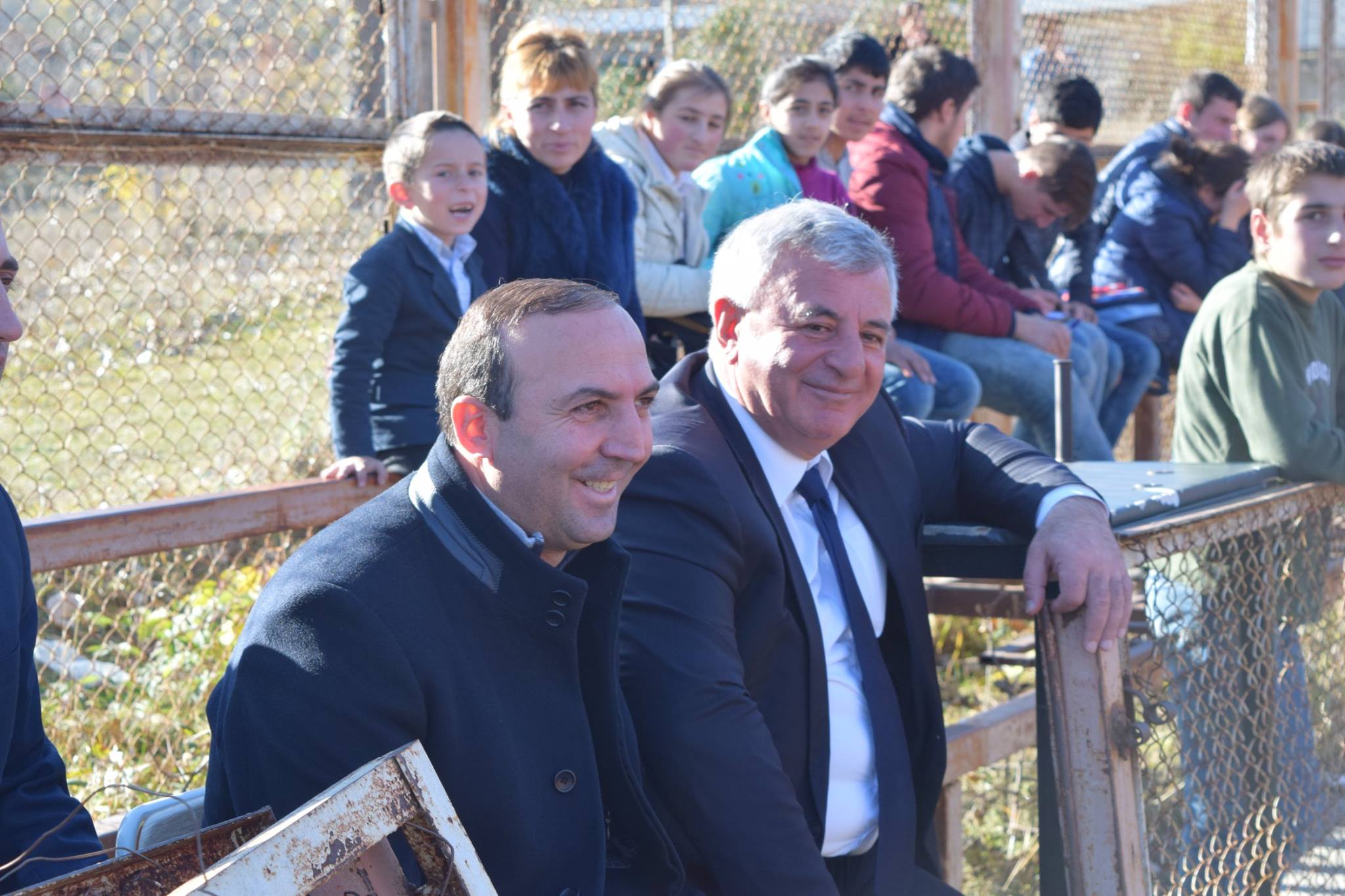 ქვემო ქართლში სახელმწიფო რწმუნებულ-გუბერნატორი პაატა ხიზანაშვილი და დმანისის მუნიციპალიტეტის გამგებელი გოგი ბარბაქაძე სოფელ გომარეთში მშობლიურ სკოლას ესტუმრნენ