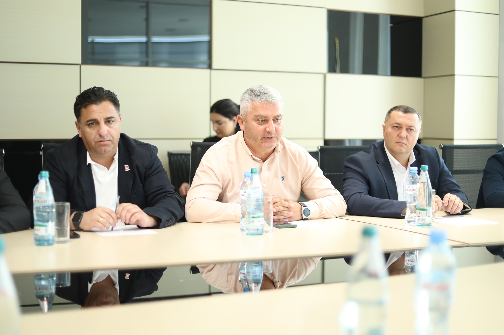 Giorgi Doxturişvilinin təşəbbüsü ilə Kvemo Kartlidə uşaq bağçaları birliyinin 2800-dən çox əməkdaşı otuzdan çox adda tibbi müayinə və konsultasiyadan pulsuz keçəcək.