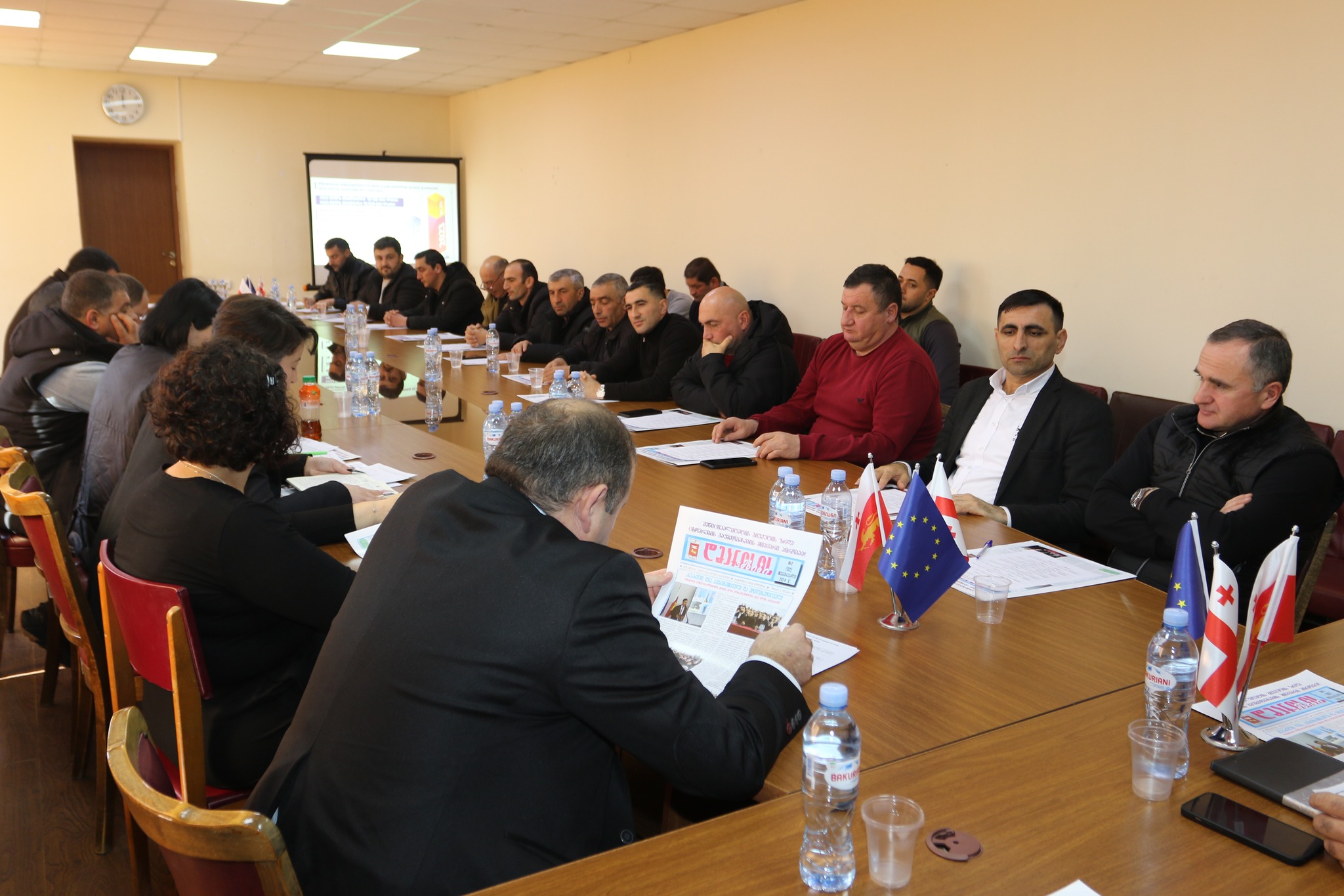 დმანისის მუნიციპალიტეტის საკრებულომ მერის გასული წლის საქმიანობის ანგარიში მოისმინა