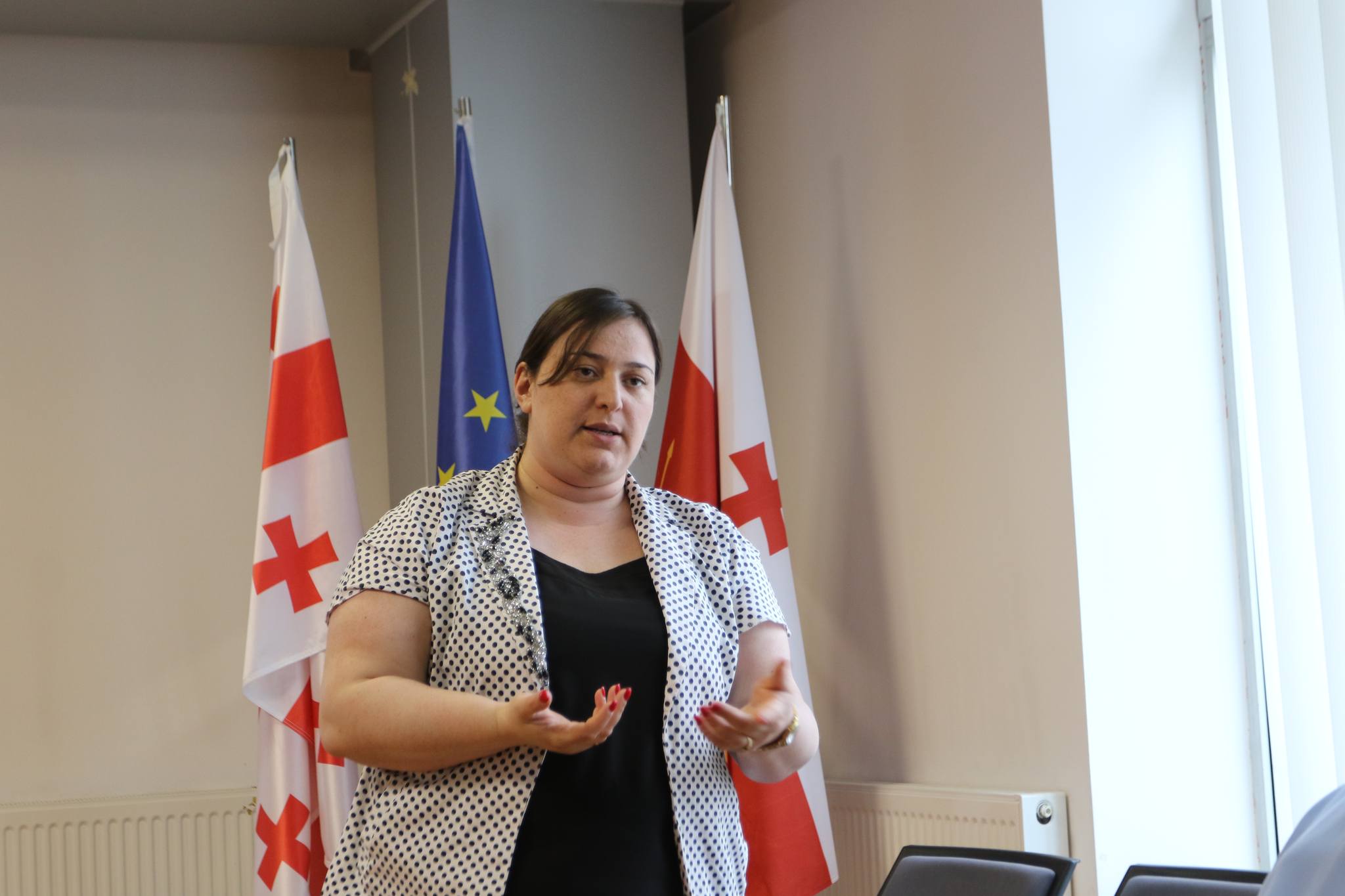 დმანისის მუნიციპალიტეტის გენდერული საბჭოს ორგანიზებით, სამედიცინო სფეროს წარმომადგენლებმა ადგილობრივი ქალბატონებისთვის საინფორმაციო შეხვედრა გამართეს
