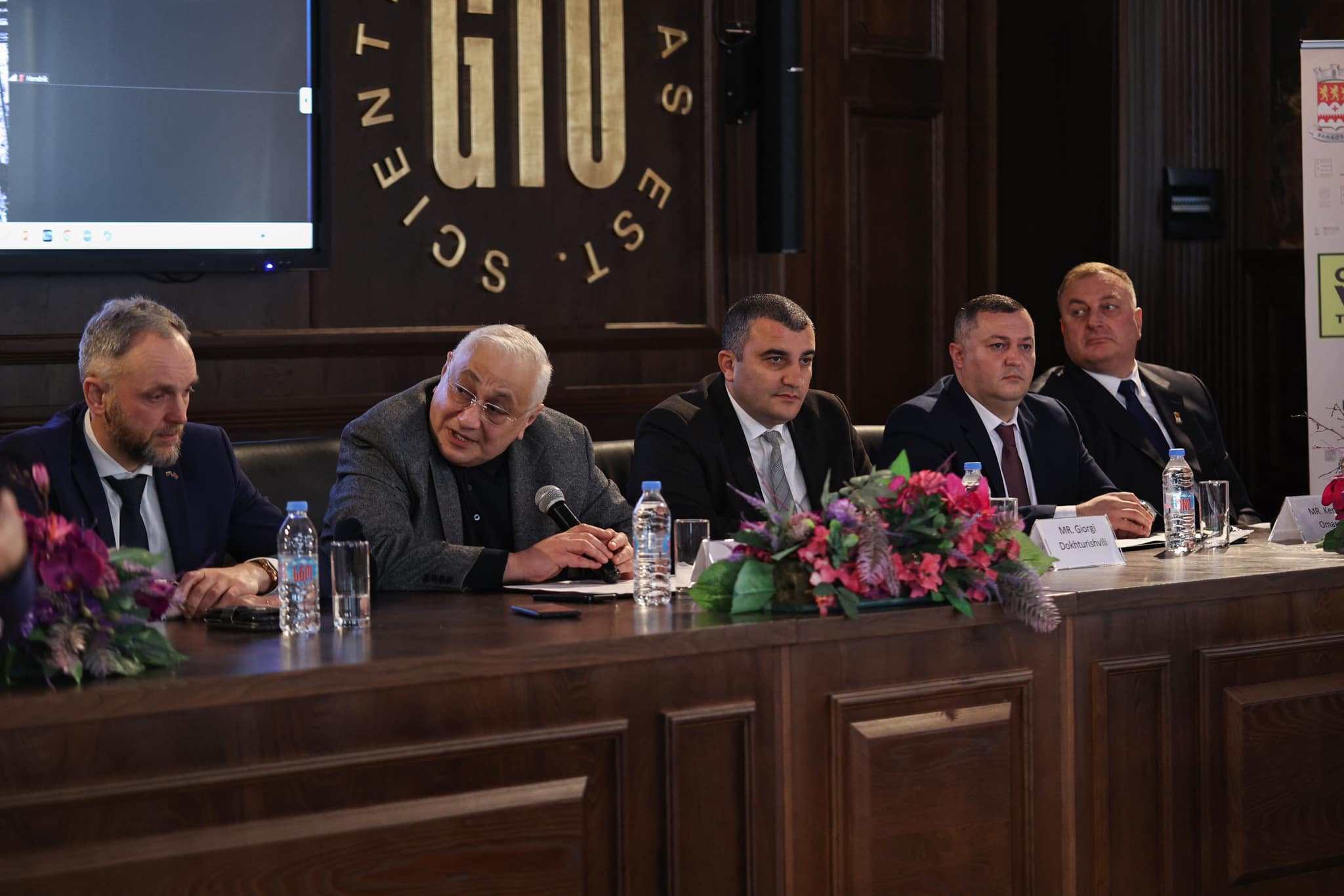 დმანისის მუნიციპალიტეტის მერი, კობა მურადაშვილი და საკრებულოს თავმჯდომარე, პაატა ყულიაშვილი, „კულტურა, ღვინო და ტექნოლოგიების ქალაქების პლატფორმის“ ფარგლებში გამართულ პირველ საერთაშორისო ფორუმს დაესწრნენ.