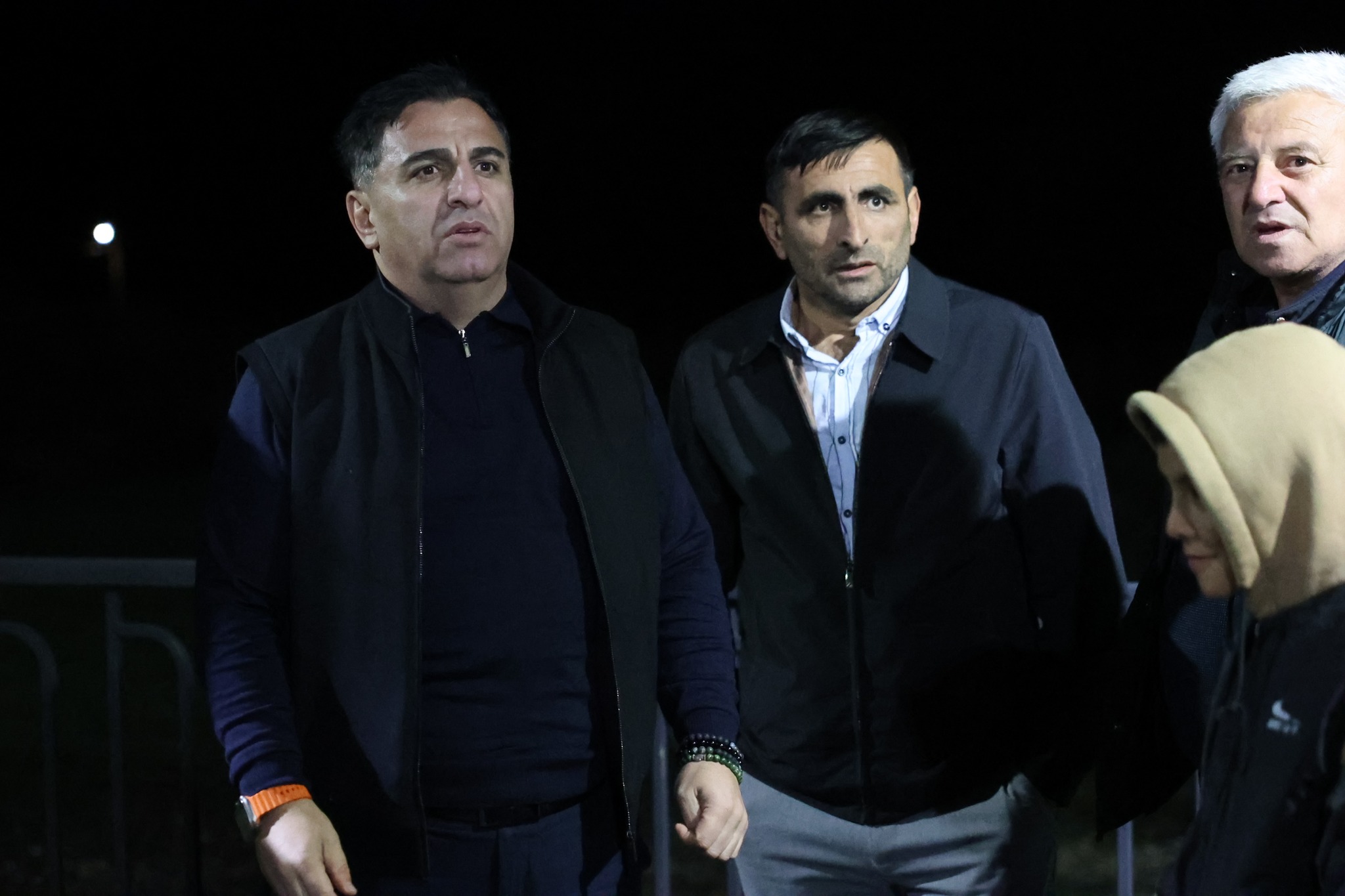 დმანისის მუნიციპალიტეტის მერმა, კობა მურადაშვილმა, მოადგილეებთან და საკრებულოს თავმჯდომარესთან, პაატა ყულიაშვილთან ერთად, სოფელ დაგარახლოში ახალი სპორტული მოედანი და სკვერი გახსნა.