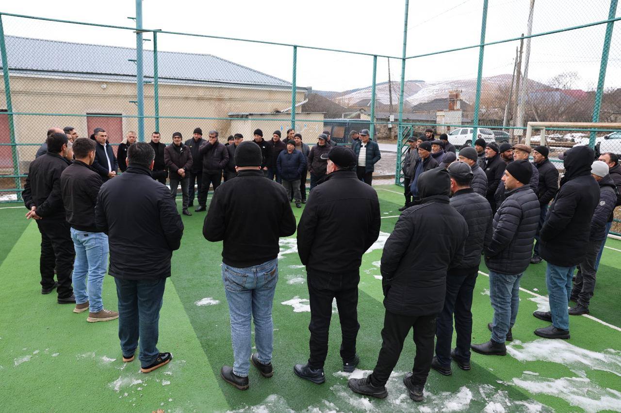 დმანისის მუნიციპალიტეტის სოფლებში: ზემო და ქვემო კარაბულახში, ახალ და ძველ გოდაგდაგში, სოგუთლოში, პირველ და მეორე სალამალეიქში, უსეინქენდსა და მამიშლარში,  სოფლის მხარდაჭერის პროგრამის ფარგლებში, დასახლების საერთო კრებები გაიმართა.